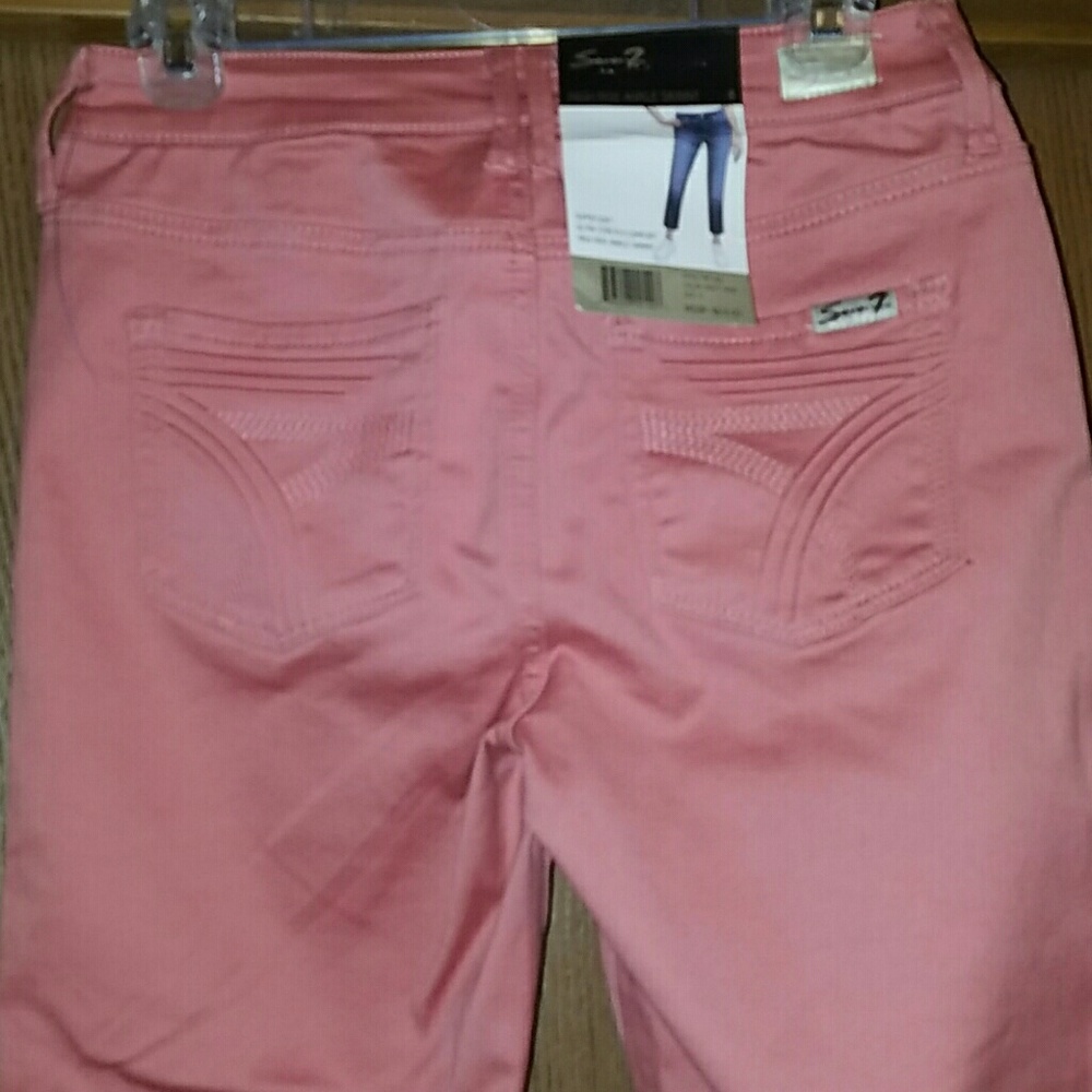 Pink Seven ankle jeans